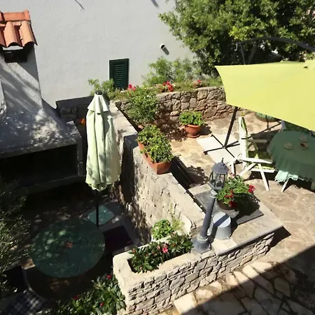 House Ada Maslinica